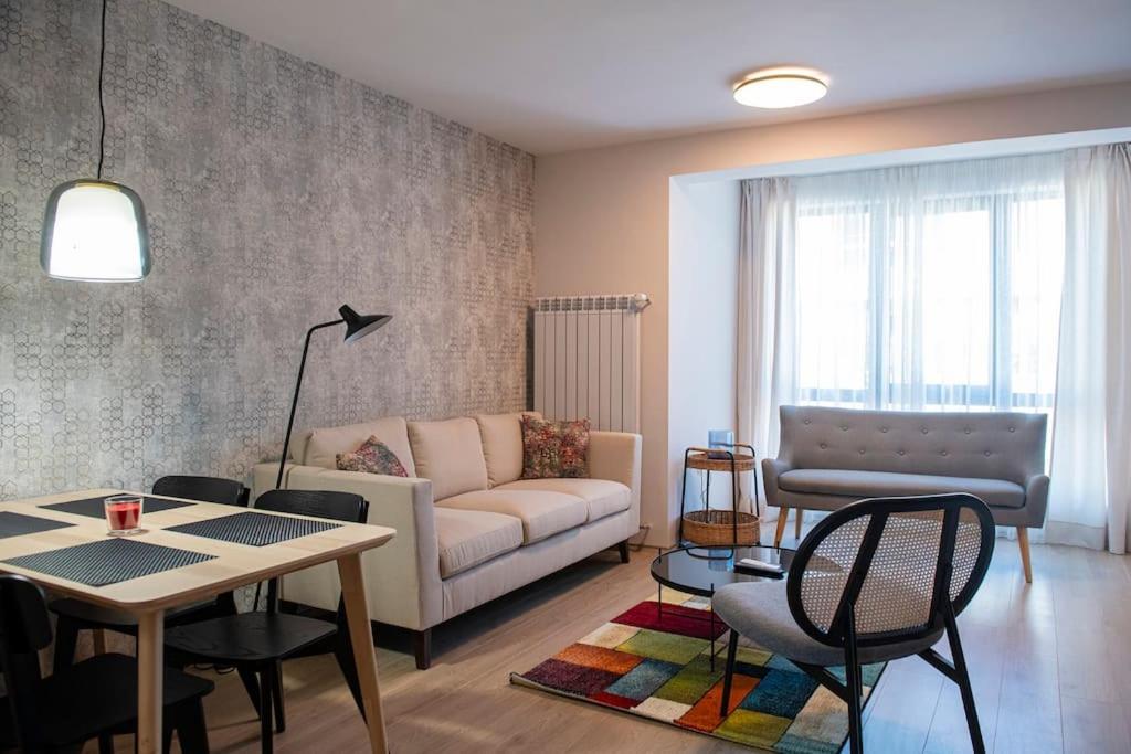 New York: A Spacious Modern Apartment With Parking Sofia Buitenkant foto